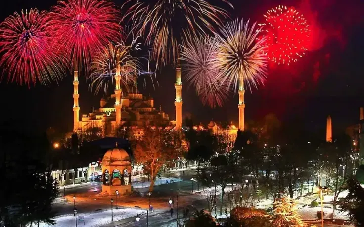 انتخاب هتل مناسب در تور استانبول سال نو میلادی ۲۰۲۶